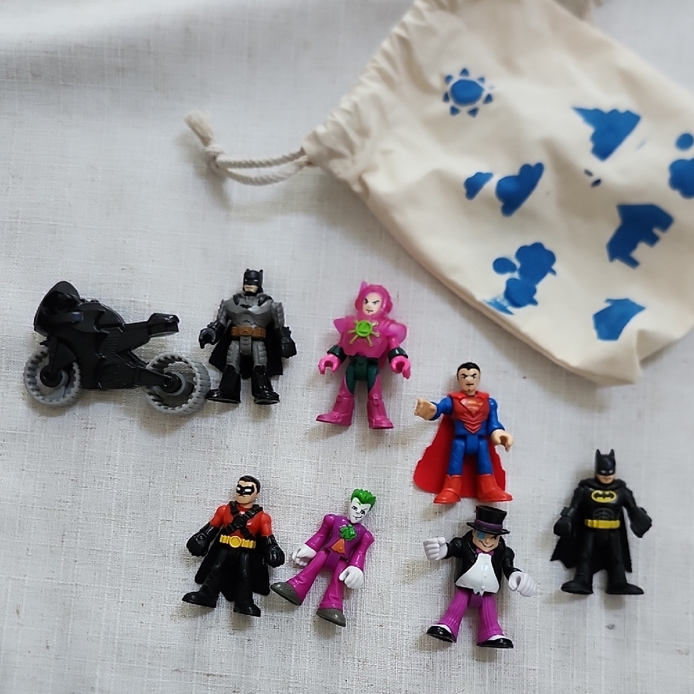 Superhero Action Figure Set with Storage Bag